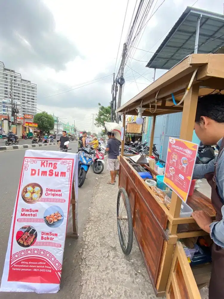 HANYA GEROBAK AJA (BEKAS JUALAN DIMSUM)