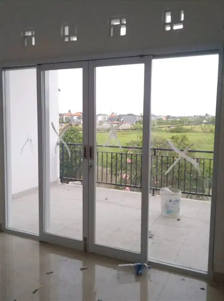 Pintu sliding aluminium