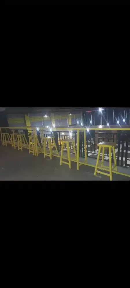 KURSI, SOFA, MEJA, PARTISI, BAR X CAFE