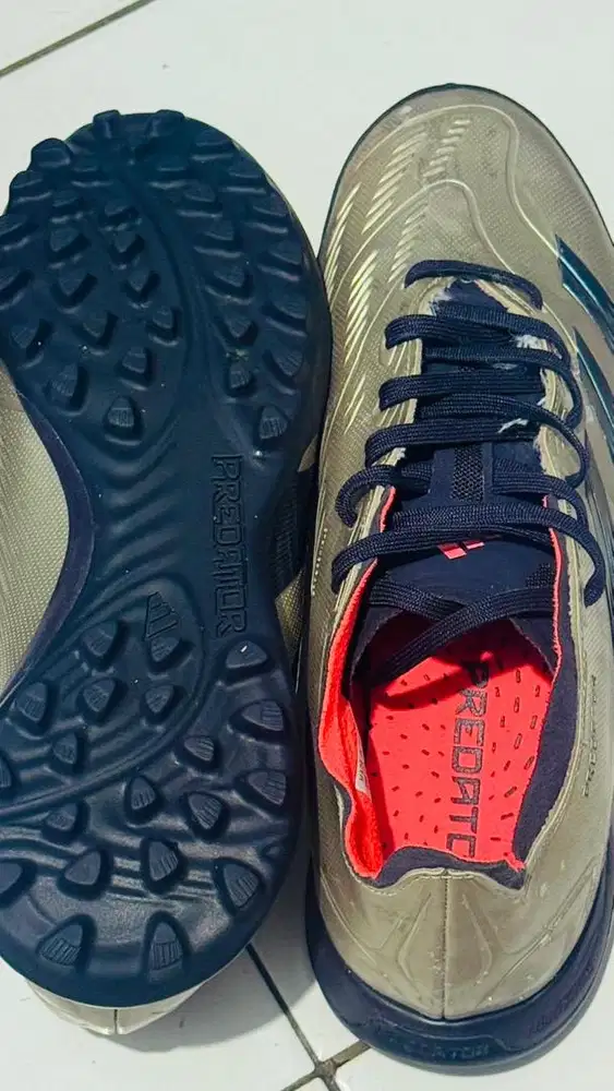 Sepatu minisoccer Adidas Predator Turf