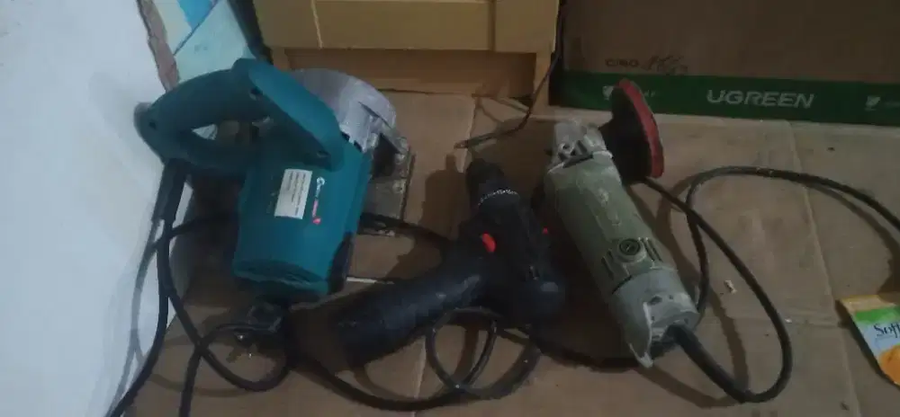 Perkakas mebel dan bangunan