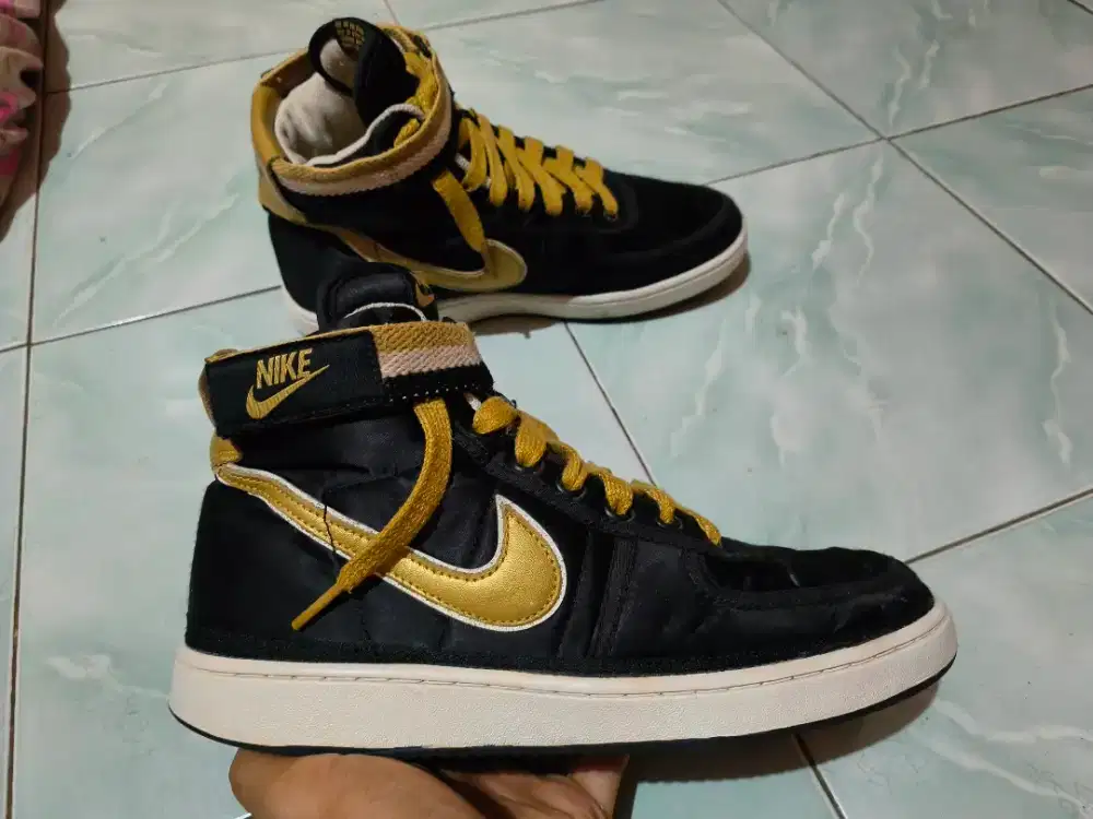 Nike Vandal Supreme Metallic High size 42