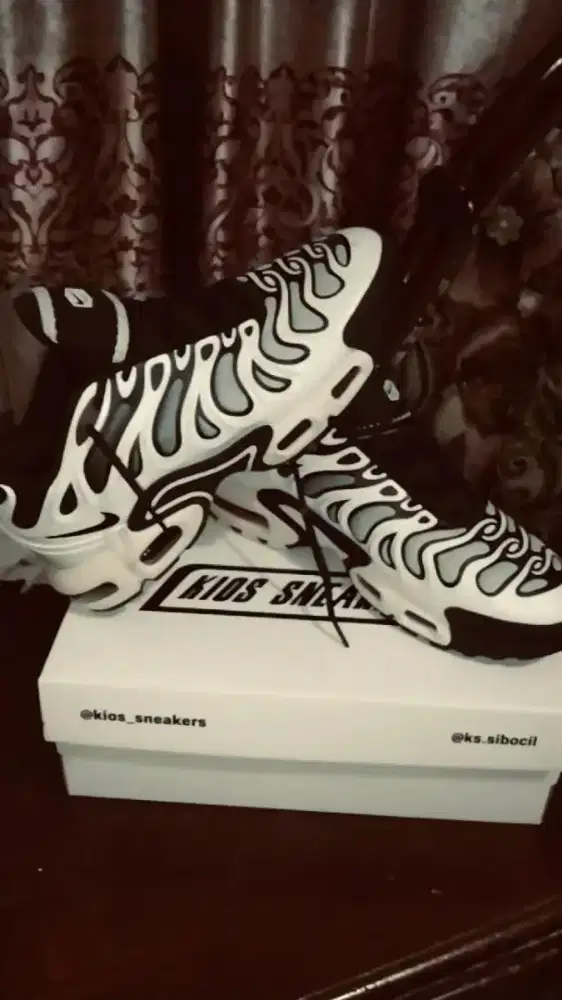 NIKE TN PANDA ANTI ANTI MINUS TIDAK PERNAH PAKAI