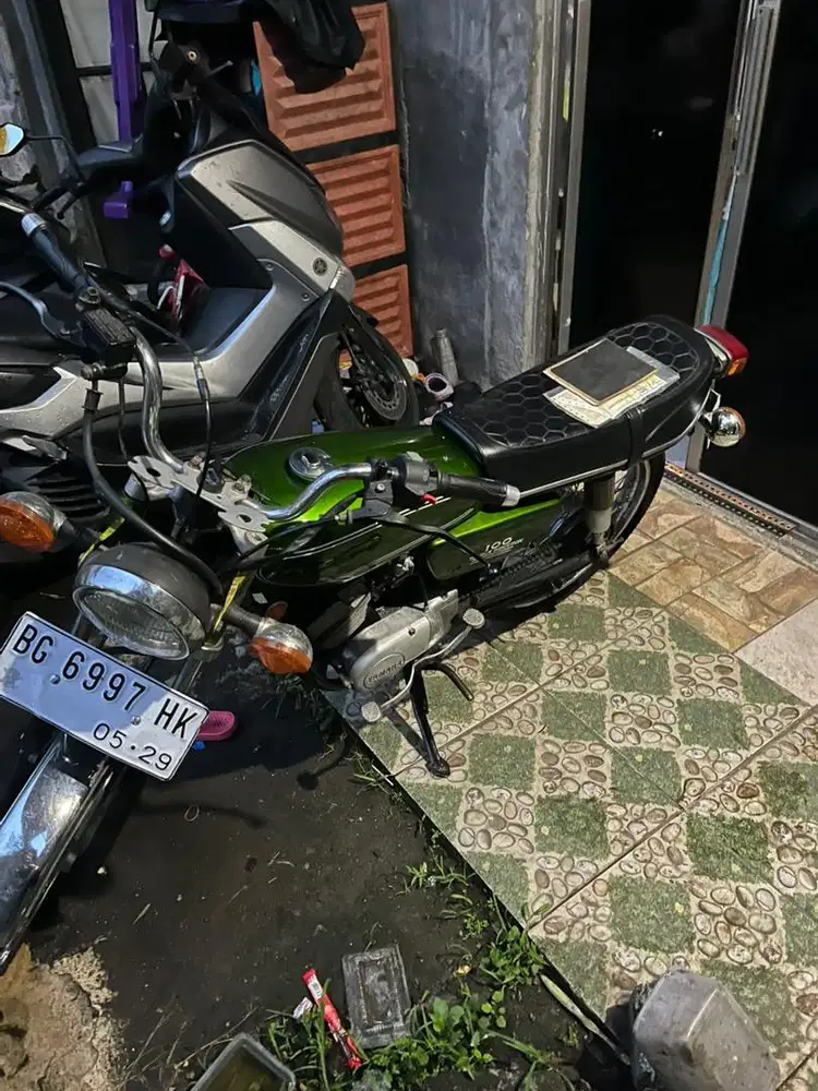 Yamaha RS100 Hijau botol
