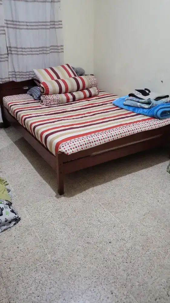 Barang terbuat Dari kayu jati semua