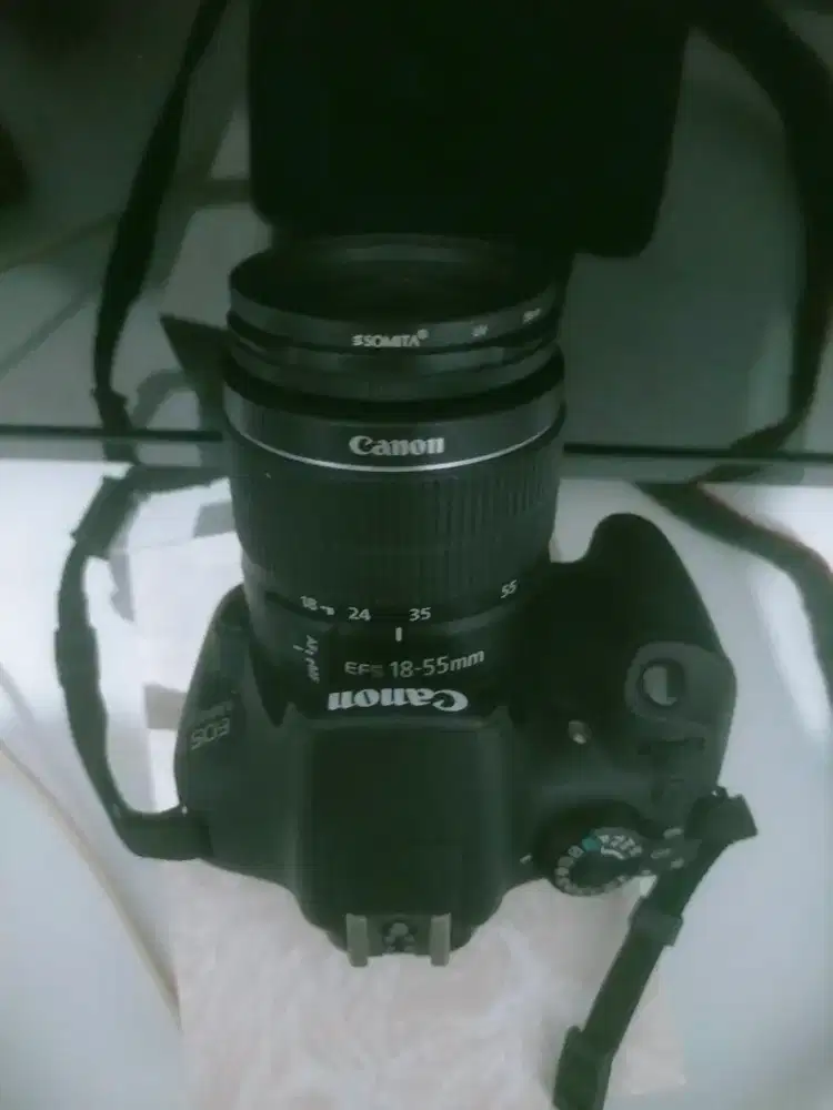 Camera Canon  DSLR 1300D