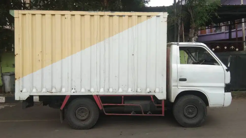 Dibutuhkan supir SIM B, siap tinggal di mess