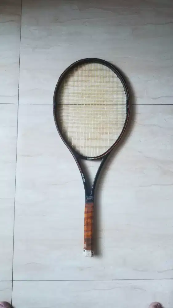 Wilson pro staff large head
4 1/4 L2