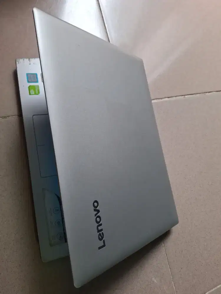 Bismillah dijual laptop lenovo slim core i3 ram 8gb siap pakai