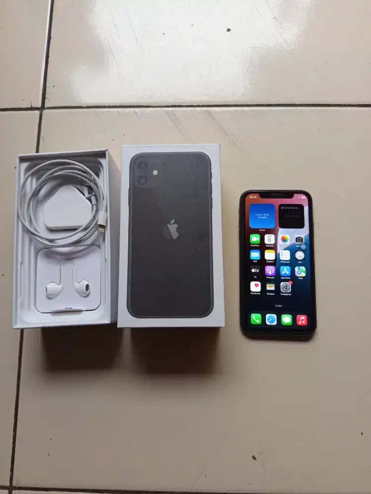Iphon 11 128 gb inter