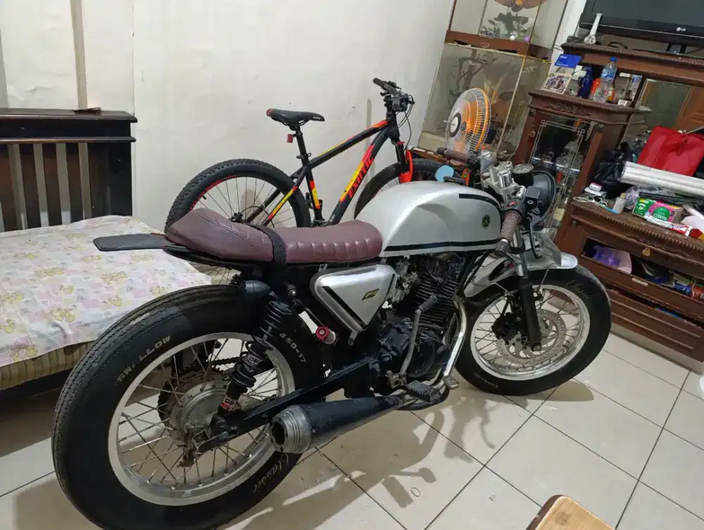 Costom basic honda Gl pro 2001
