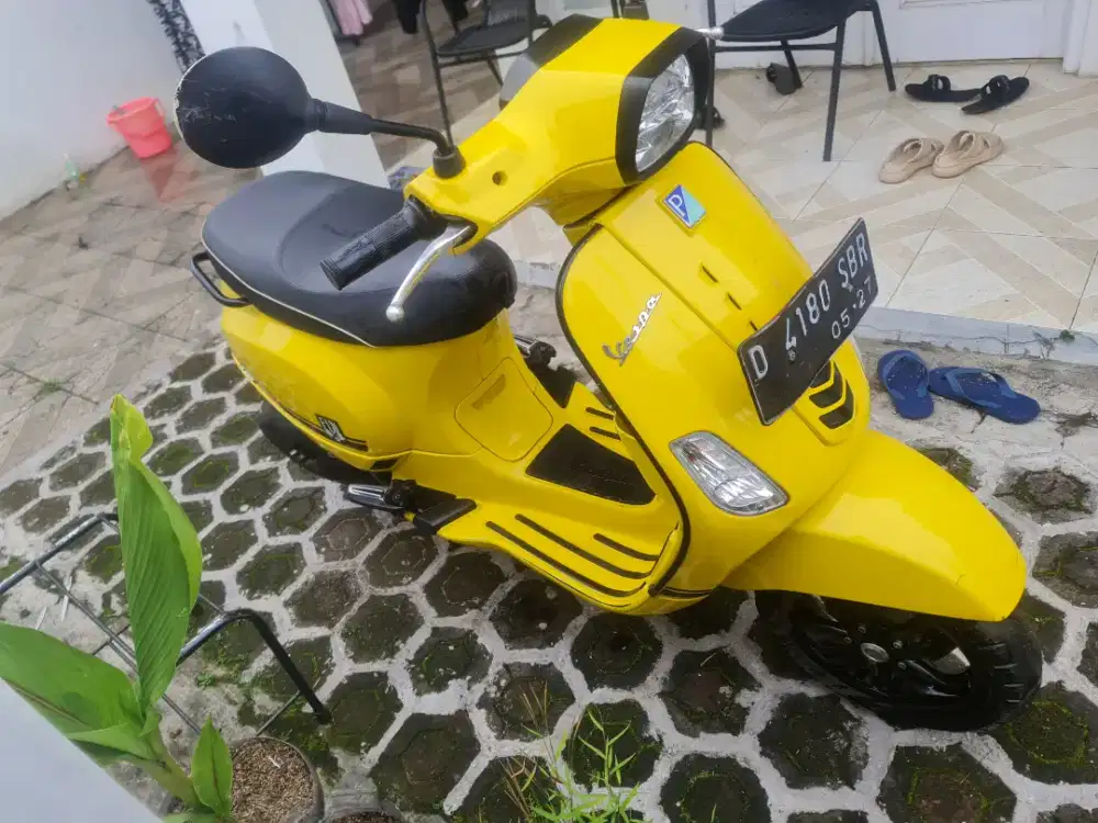 Vespa s125 2022 tangan pertama