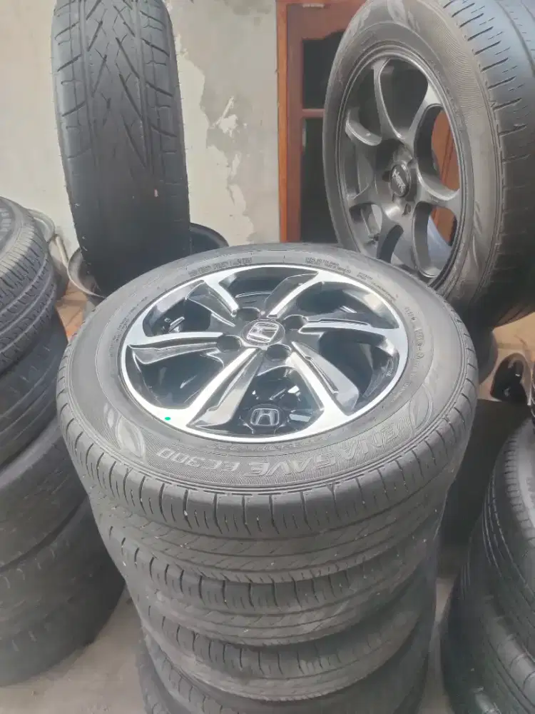 Ban plus velg racing CE28 mulus ban tebal ring 16 siap pakai