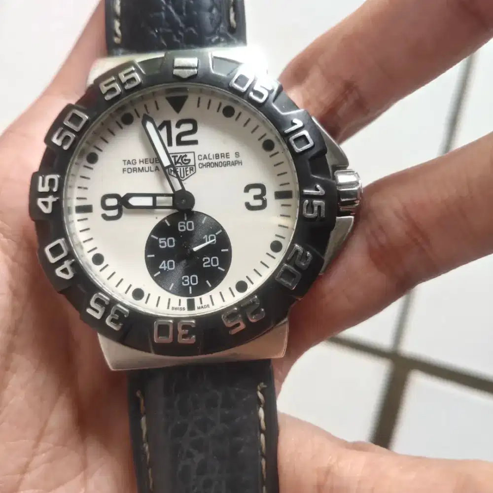 Jam tangan Tag Heuer Formula 1 Caliber S Chronograph Kw bekas