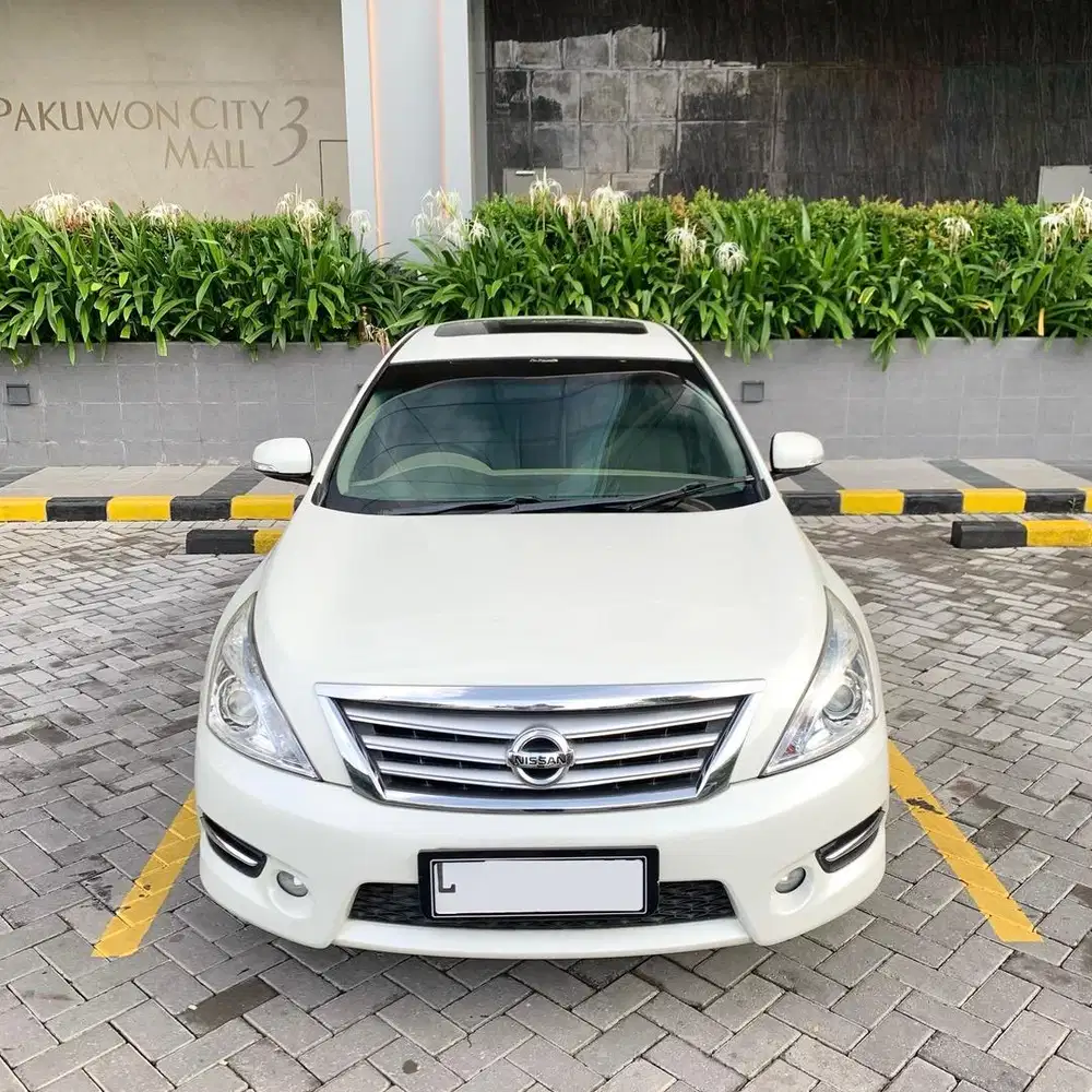 Nissan Teana XV 2.5 AT 2013/2014 Low Km Istimewa Tangan Pertama