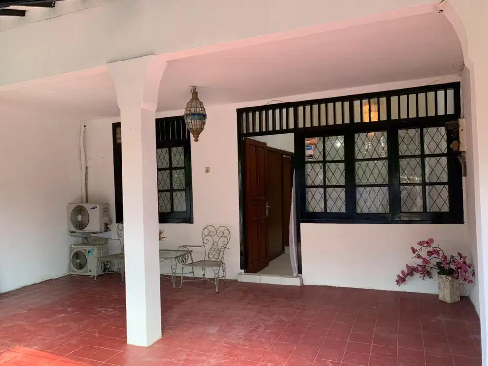 Rumah dijual 5 kmr tidur lokasi strategis belakang mall one belpark