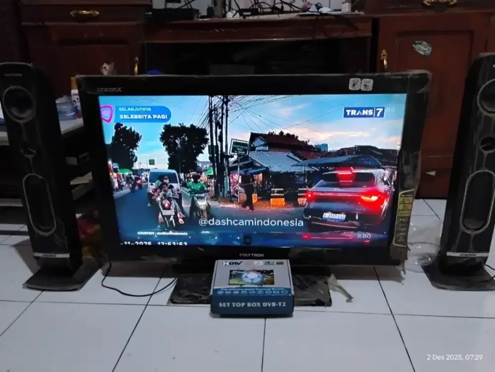 Lcd tv polytron 32 inc