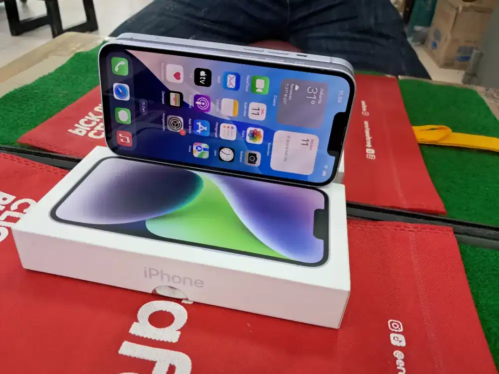 Iphone 14 128 GB mulus lengkap no minus