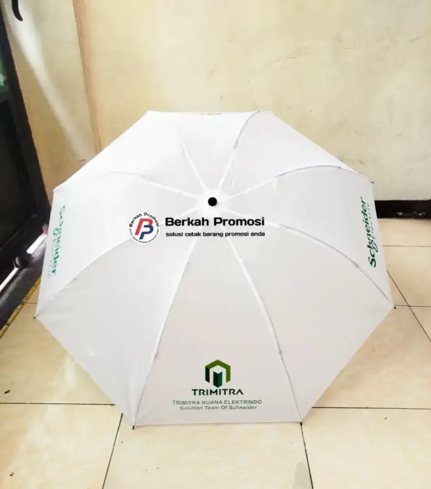 Souvenir payung lipat include cetak desain custom