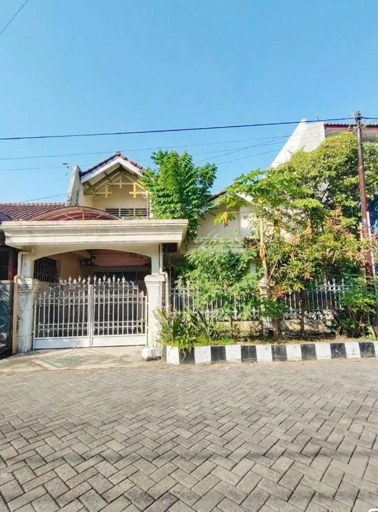 Hit tnh di Medokan Asri Rungkut