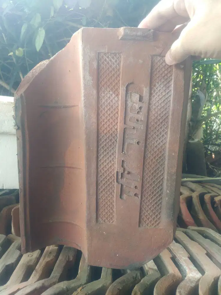 DI JUAL GENTENG PLENTONG BEKAS RENOV RUMAH