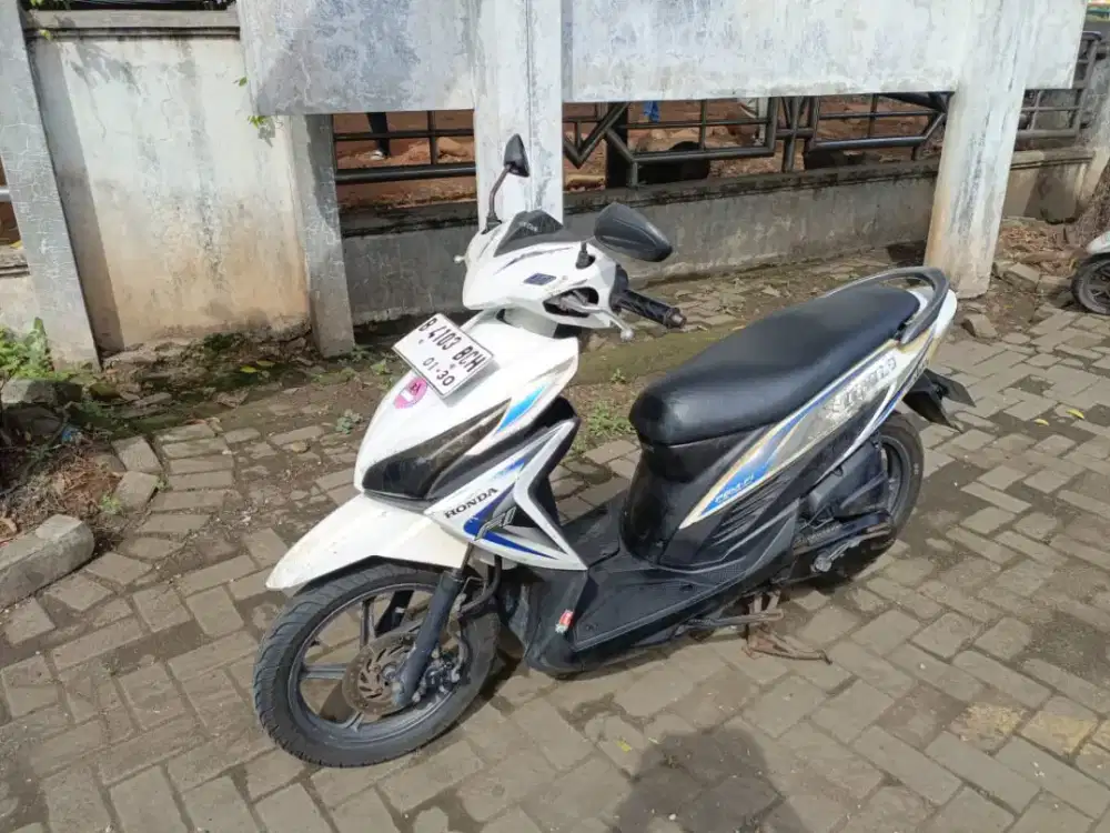 Di jual Honda Vario 2014 ss lengkap