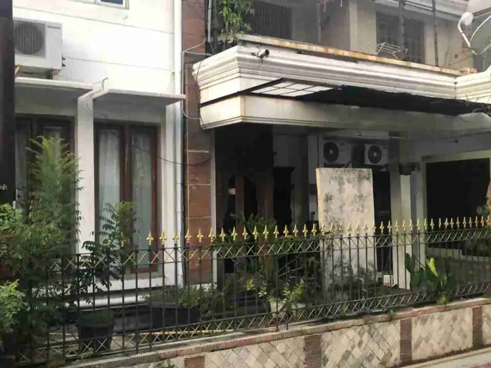 DIJUAL RUMAH DAERAH TANAH MAS SEMARANG
