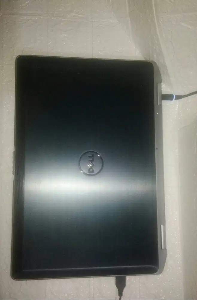Laptop badak, ngebut no delay, RAM 8 Core i5 Dell latitude E6420