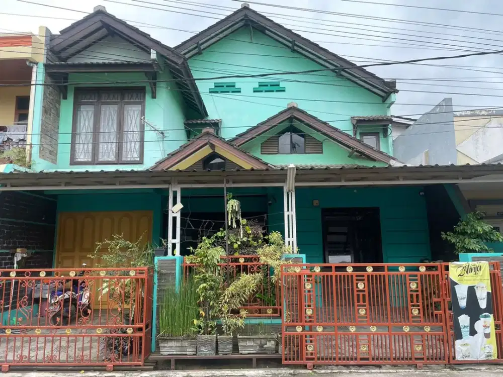 Rumah Bangunan Kondisi Baik Terawat di Permata Kopo