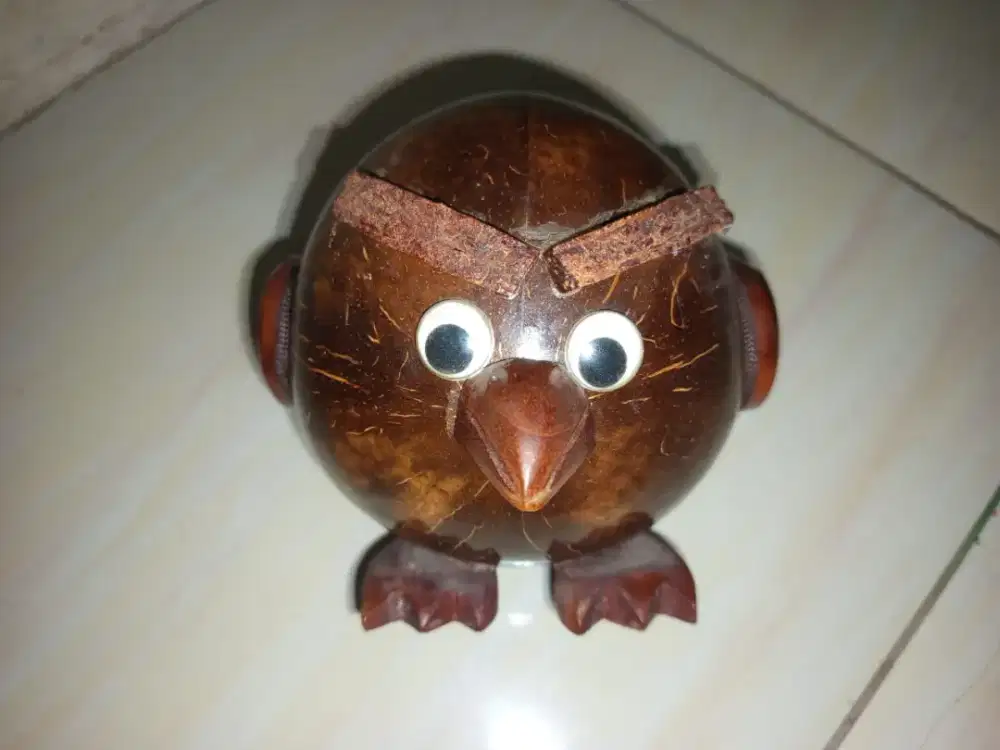 celengan burung lucu