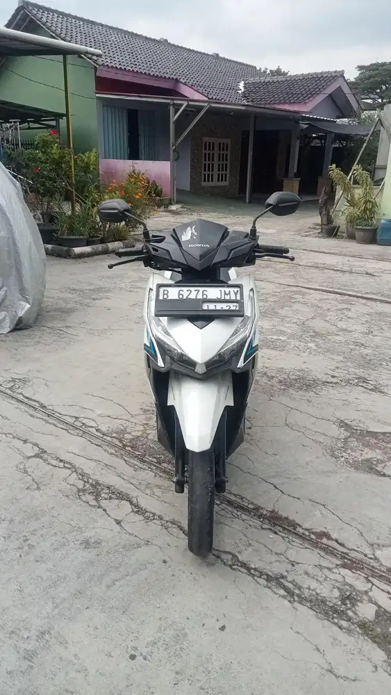 SECOND VARIO 125 CC LED