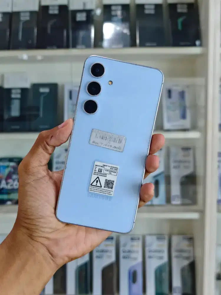 Samsung Galaxy S24 FE 8/256 Garansi Resmi Atlantis Dahsyat