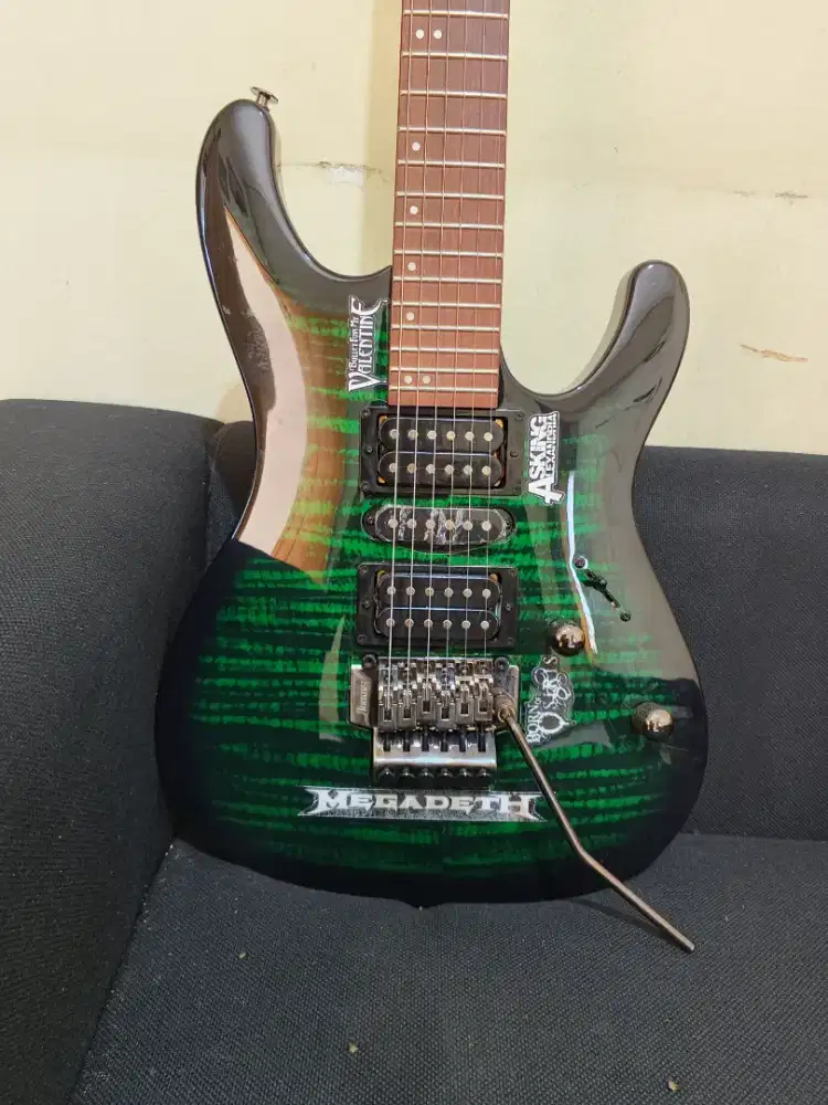 Dijual murah Gitar Ibanez Kiko series Original Kondisi 99% baru