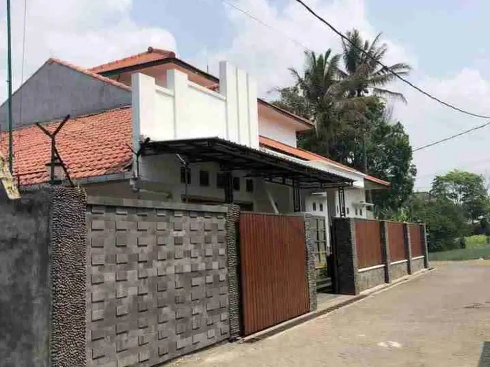 RUMAH ASRI VIEW MENAWAN LOKASI KOTA WISATA BATU