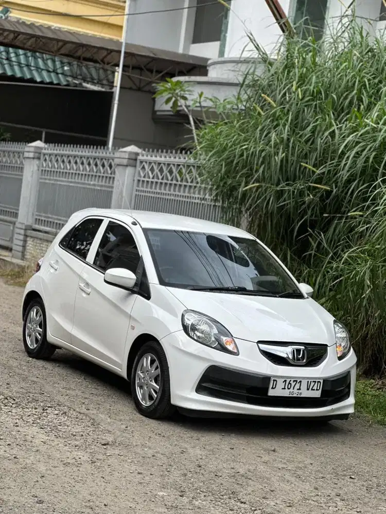 Honda Brio E 1.3 CBU Matic 2013 / 2014 LowKm Reford Resmi tdp 14jt