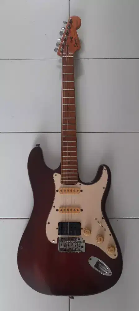 SQUAIER Stratocaster Korea.