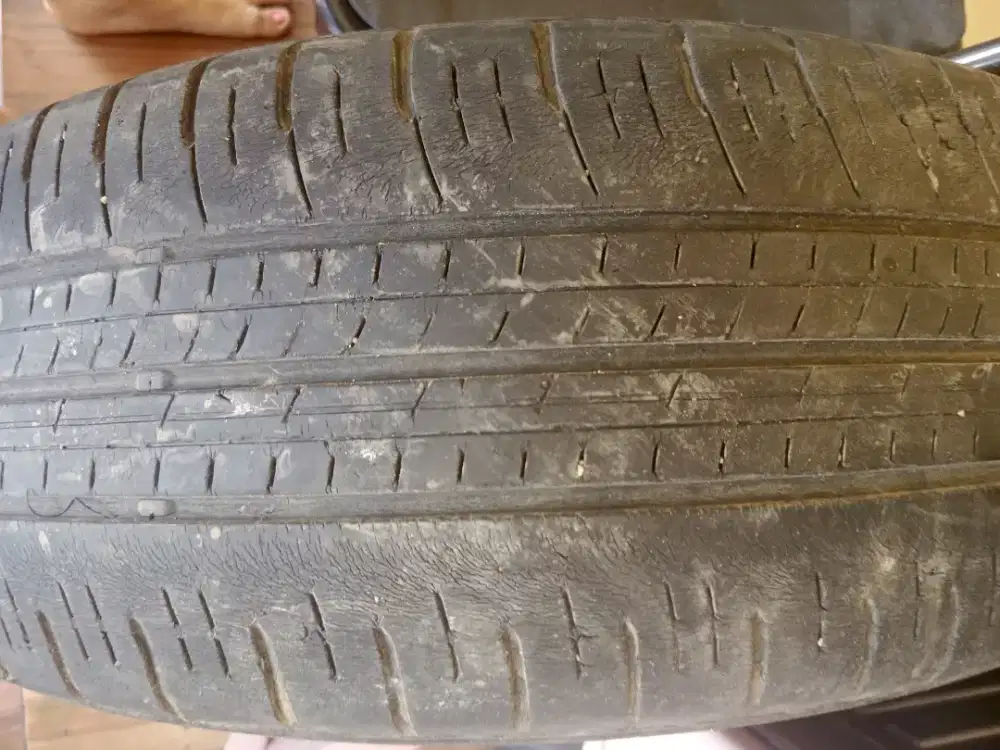 Ban Mobil Dunlop 185/65 R15  DOT 41.21 2 Pcs - Ban Only Tanpa Velg