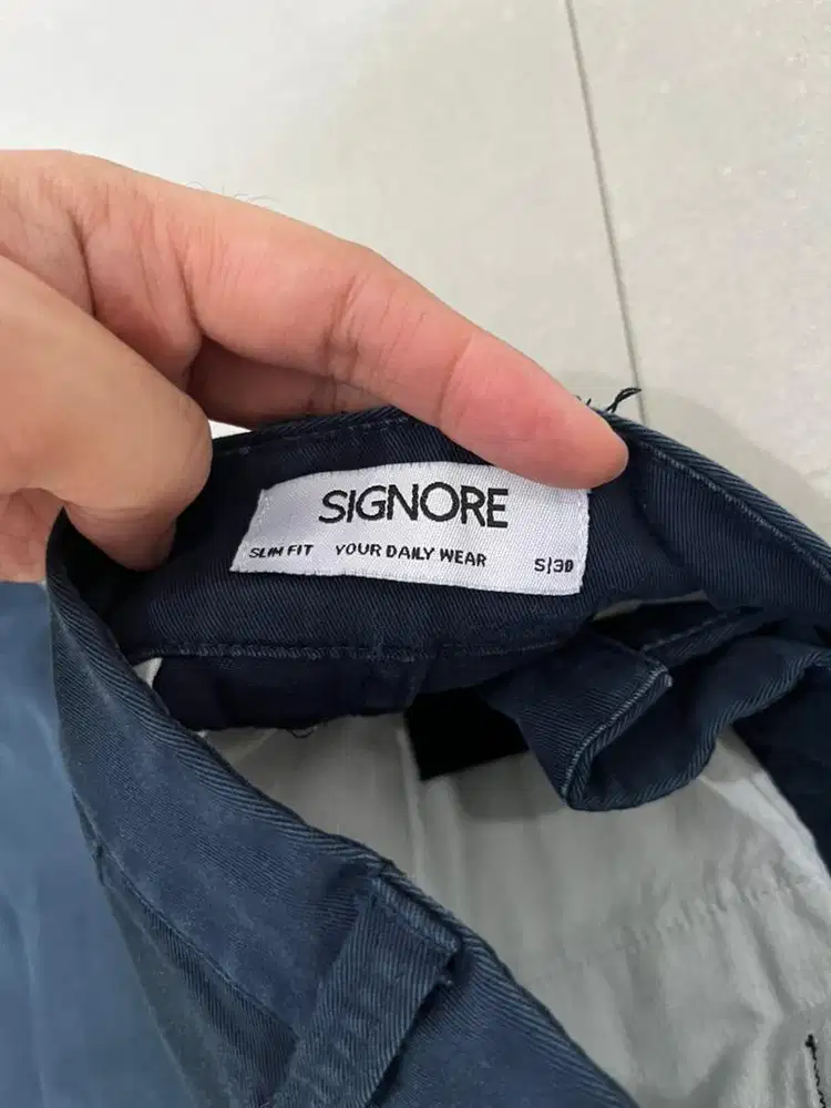 Celana panjang Signore pria warna navy