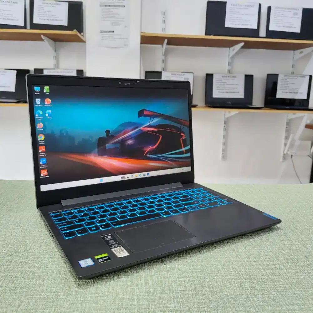 Laptop Second LENOVO L340 GAMING Core I7 - 9750H (16GB/SSD 512GB)