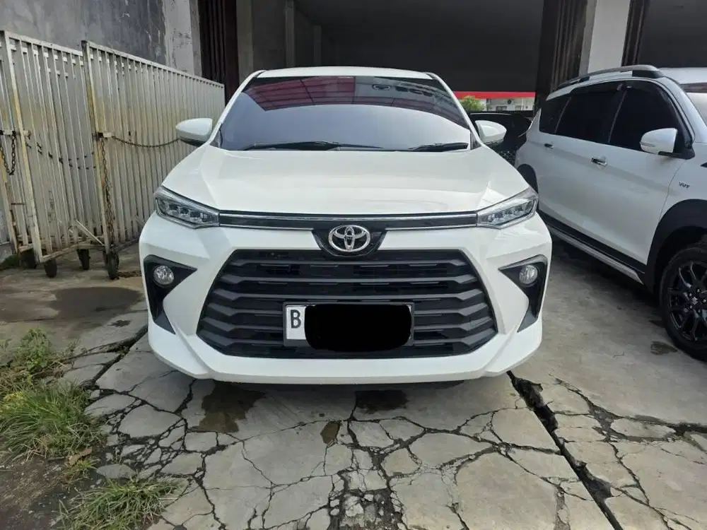 Low Km 35rban Toyota Avanza G 1.5 AT ( Matic ) 2023 Putih Istimewa