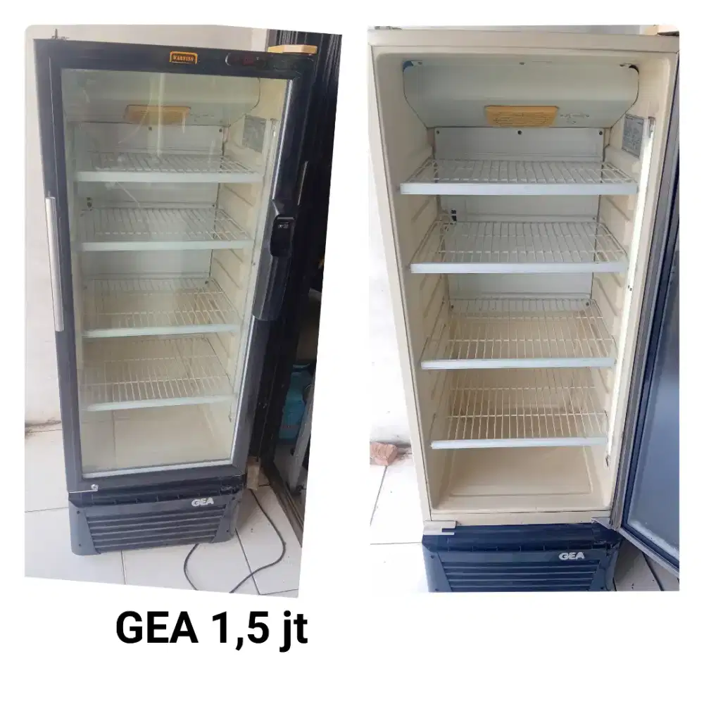 Showcase GEA 200 L bekas bergaransi