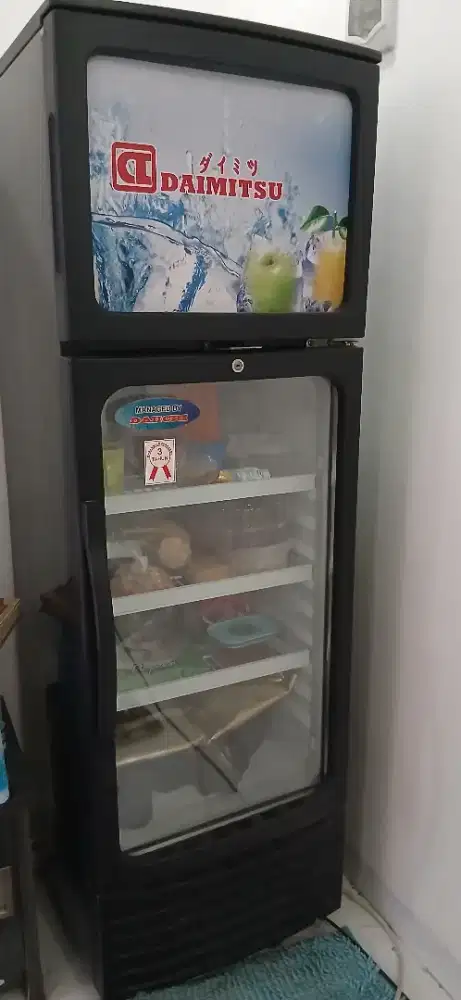 Show Case + Freezer