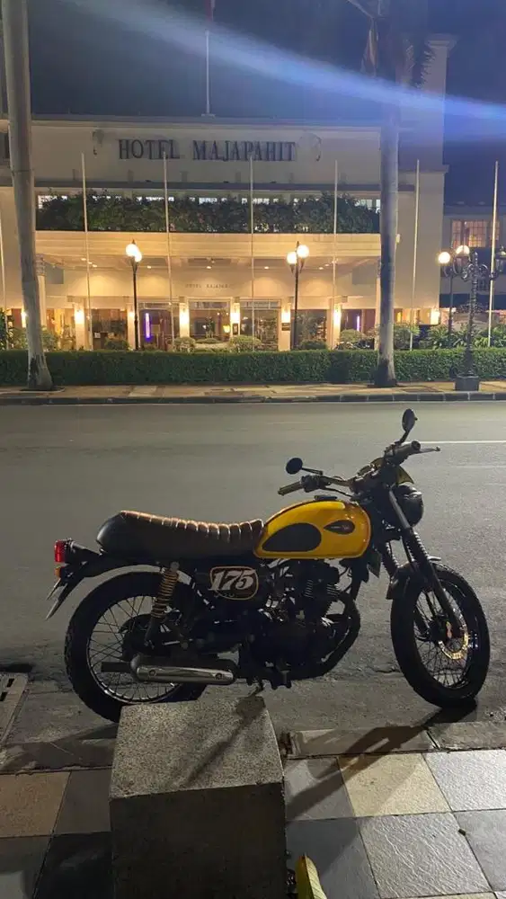 kawasaki w 175 cafe