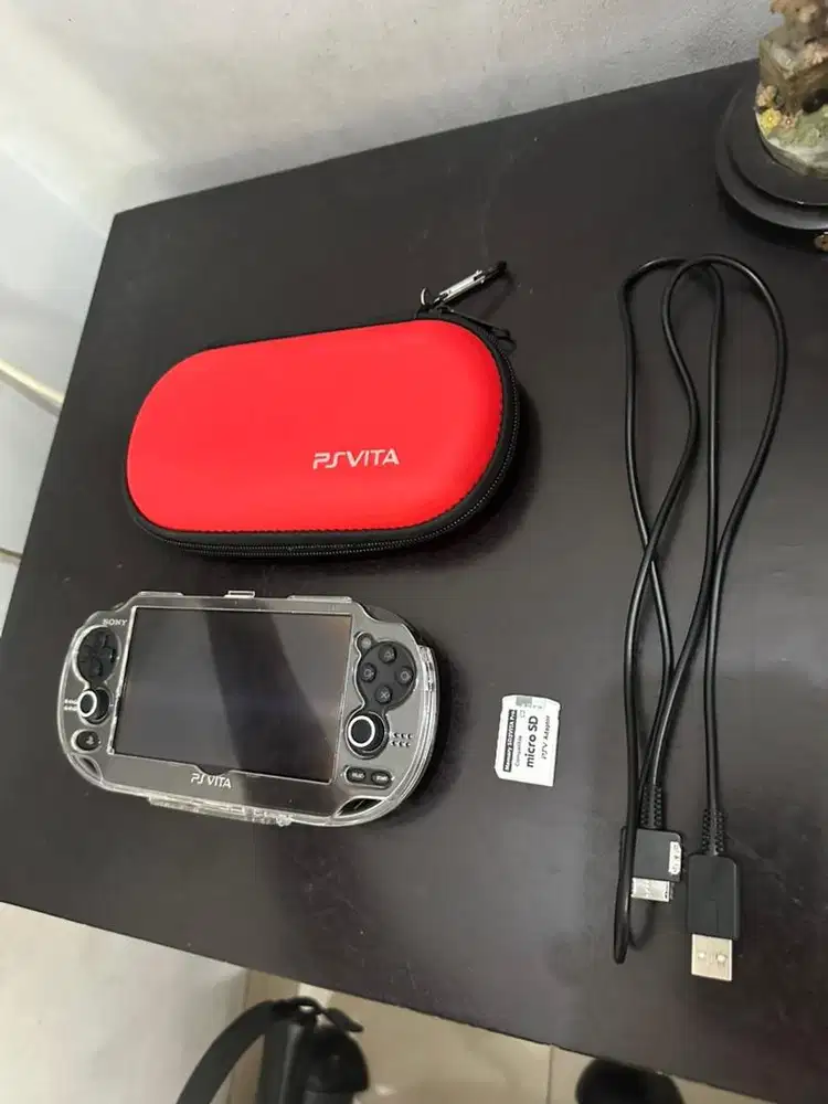 PS Vita S1000 (micro sd 128 gb)