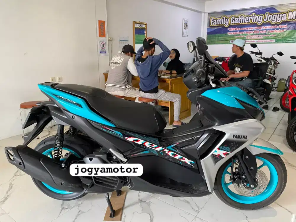 [03] Yamaha Aerox 155 Connected 2023