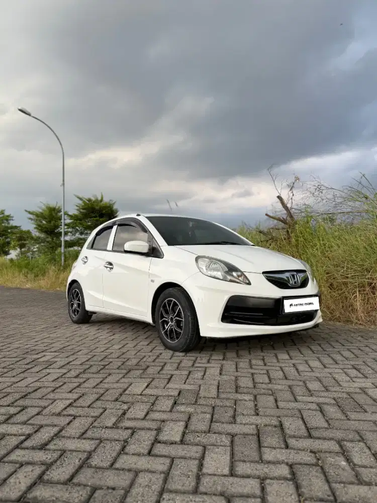 BRIO 2016 / 2015 Manual Bagus Murah Kredit Bekas Surabaya Bagus