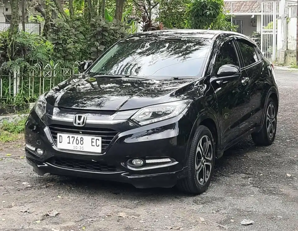 Honda HRV PRESTIGE 1.8 AT 2015 KM 114rb BANDUNG
