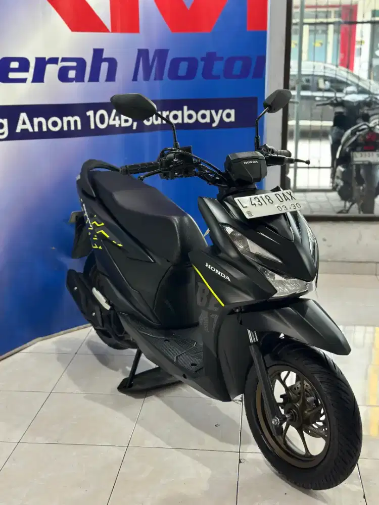 Honda Beat Street 110cc Th. 2024 Km 4Rb Anugerah Motor Pucang