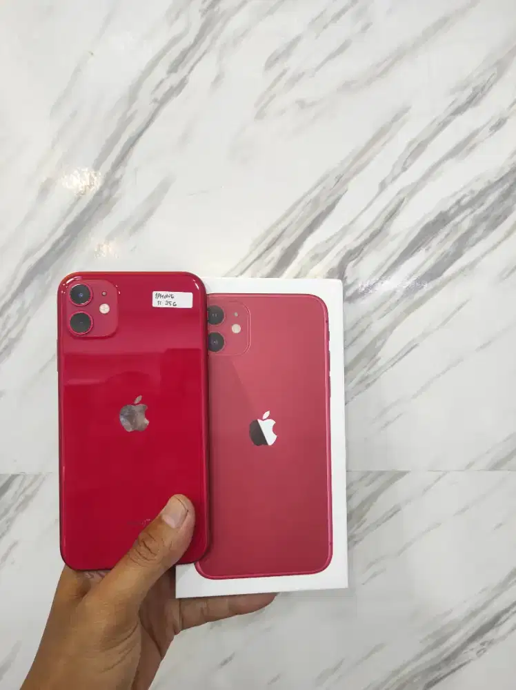 iPhone 11 256 merah