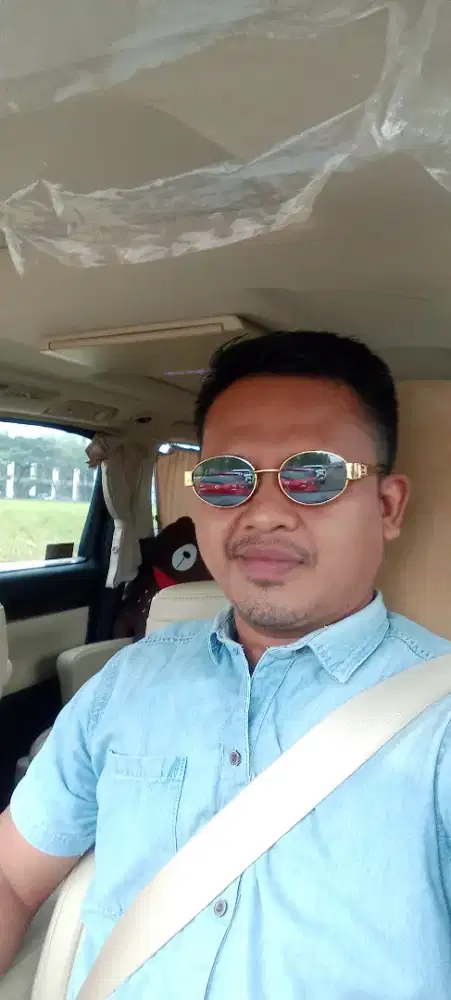 Saya Mencari loker driver